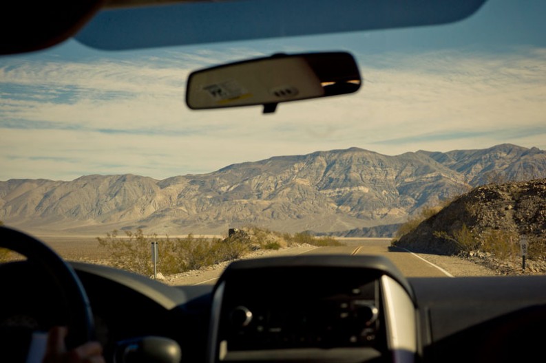 notworkrelated_usa_road_death_valley_04