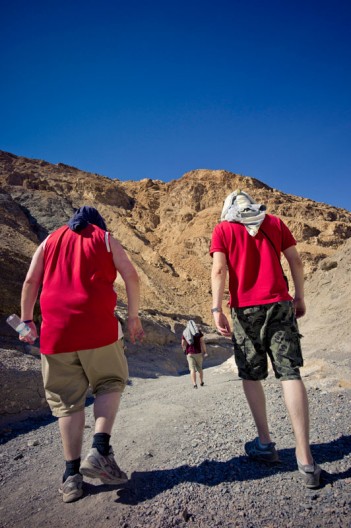 notworkrelated_usa_road_death_valley_11