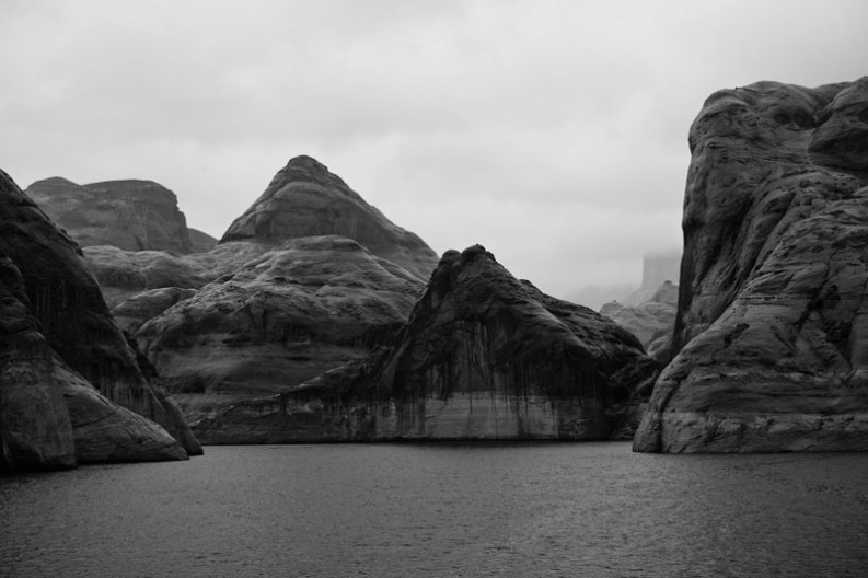 notworkrelated_usa_road_lake_powell_16