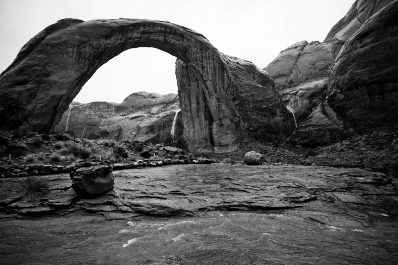 notworkrelated_usa_road_lake_powell_17