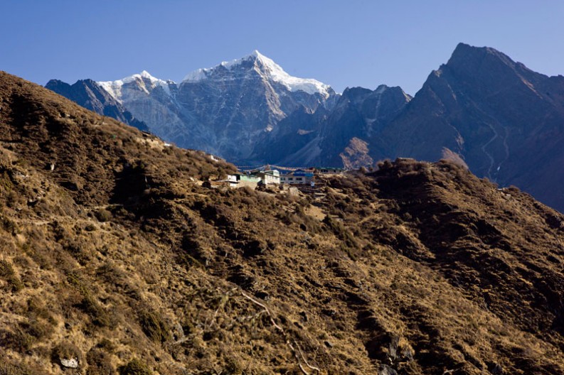 notworkrelated_nepal_mong_namche_04